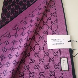 💜 Authentic Gucci Oversized Wool Scarf NWT